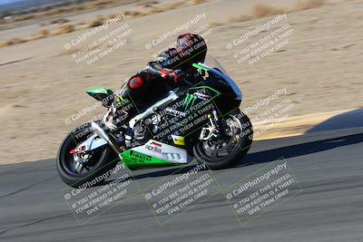 media/Jan-09-2022-SoCal Trackdays (Sun) [[2b1fec8404]]/Turn 8 (1045am)/